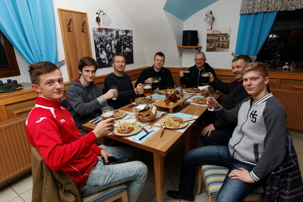 Guesthouse Veles Slovenska Bistrica Zewnętrze zdjęcie